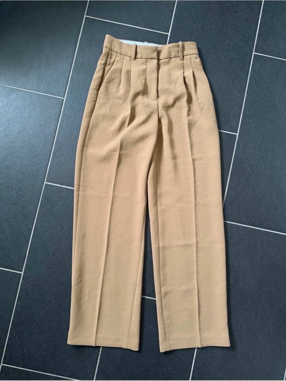 Aritzia Effortless Pant Crepette Saville Size 0 Short High Rise Wide Leg